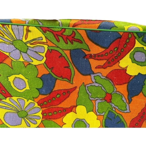 Vintage mod floral suitcase - Picture 10 of 13